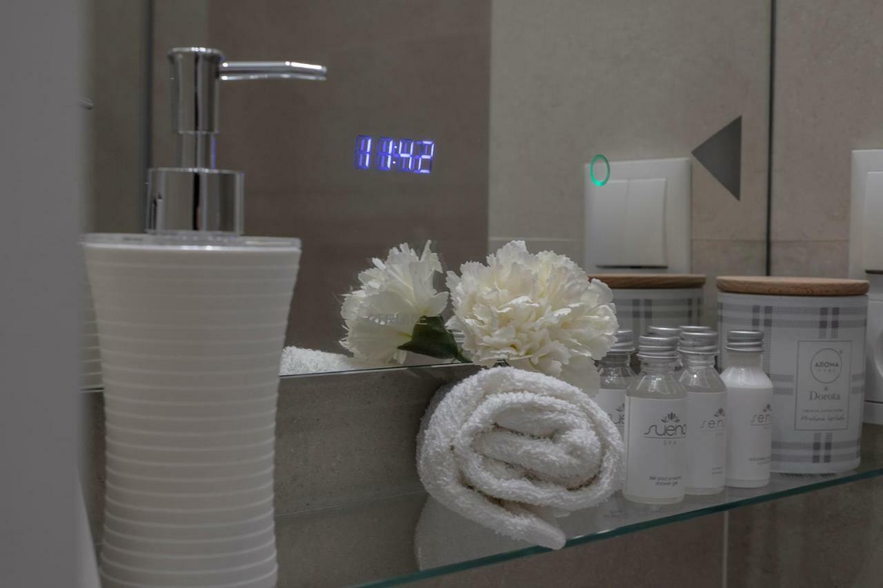 Wlr Apartments - Hoza I ワルシャワ エクステリア 写真